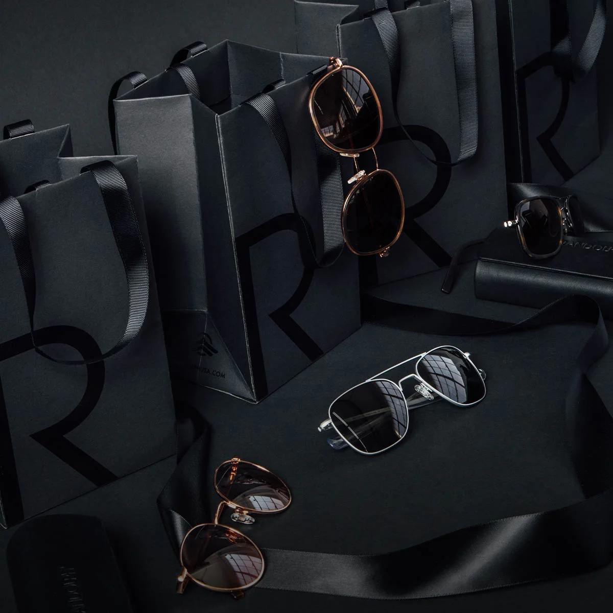 Gift Bag and Tissue - Image 3